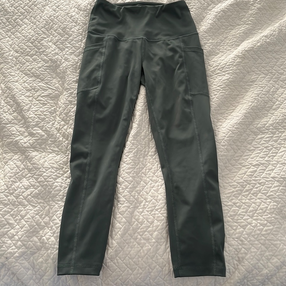 90 degree green workout leggings, size XS